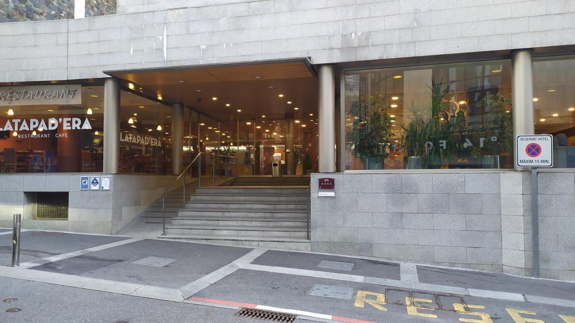 Sercotel Delfos 4*