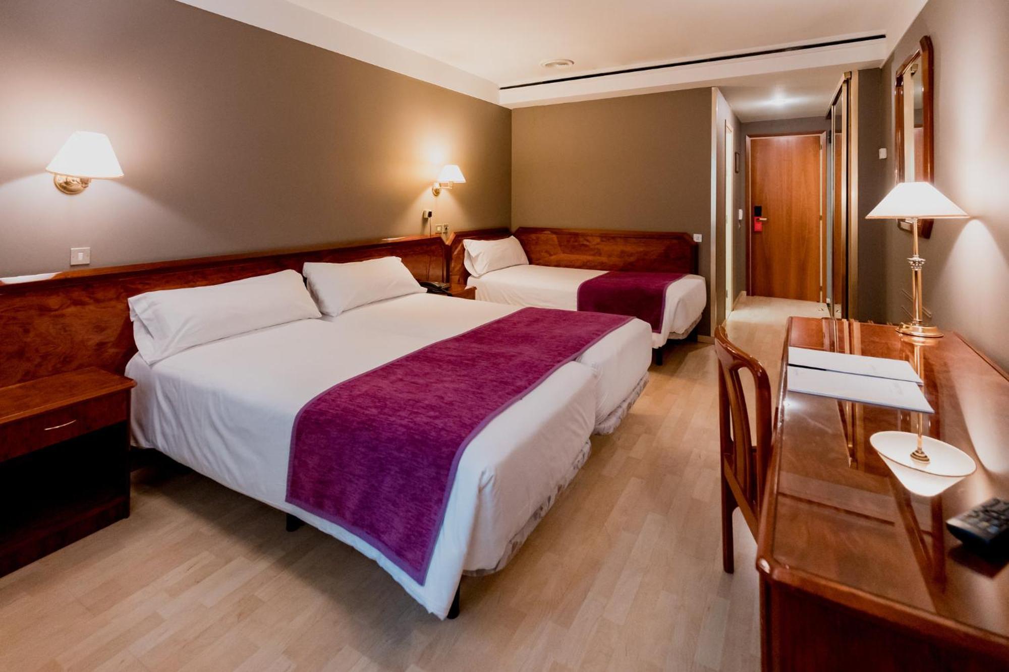 Hotel Sercotel Delfos 4*