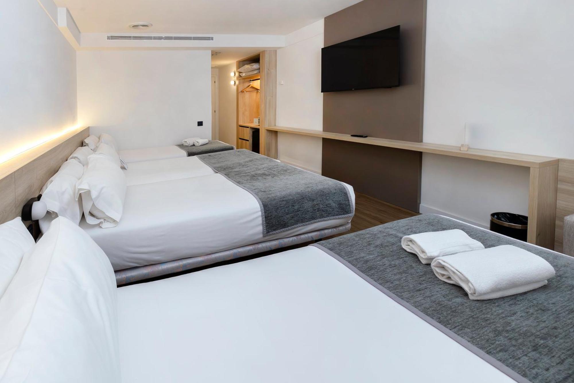 Sercotel Delfos Hotel 4*
